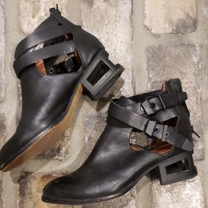 Jeffrey Campbell bootie